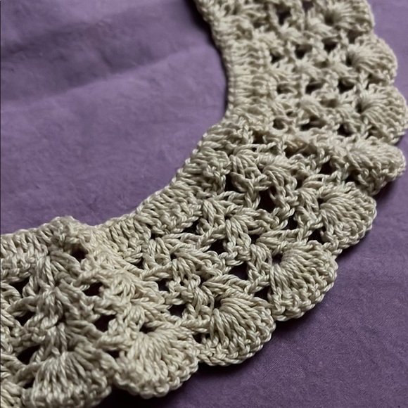 2 Vintage handmade Crochet Collars - Picture 4 of 7